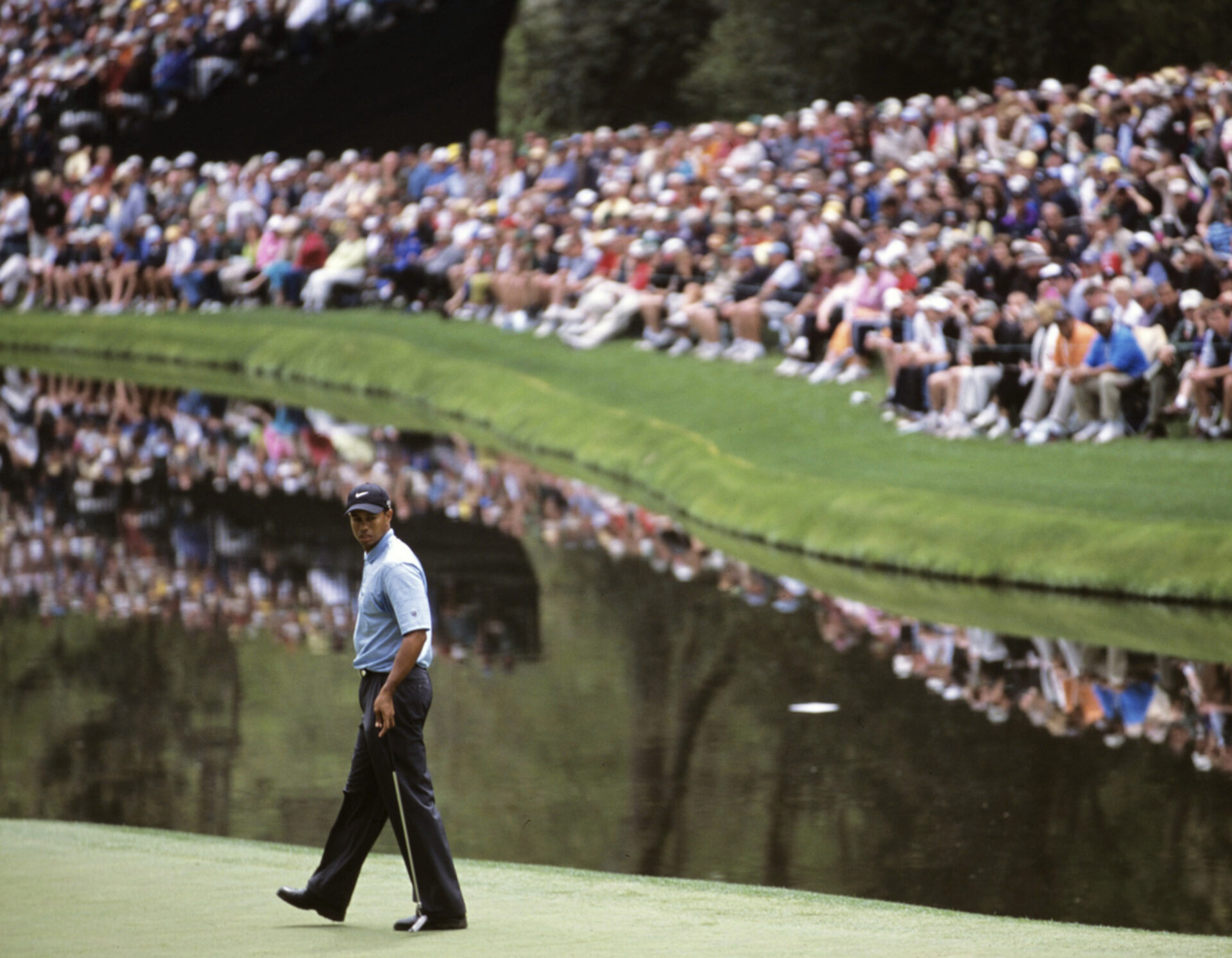 Tiger Woods on the 16th Green, photographie de Neil Leifer