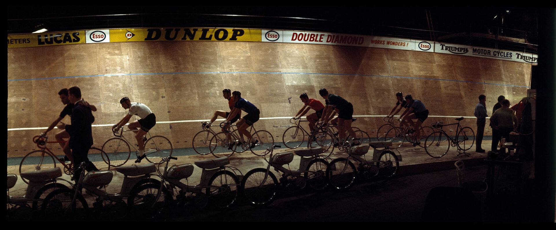 Six jours à Londres, photographie de Gerry Cranham