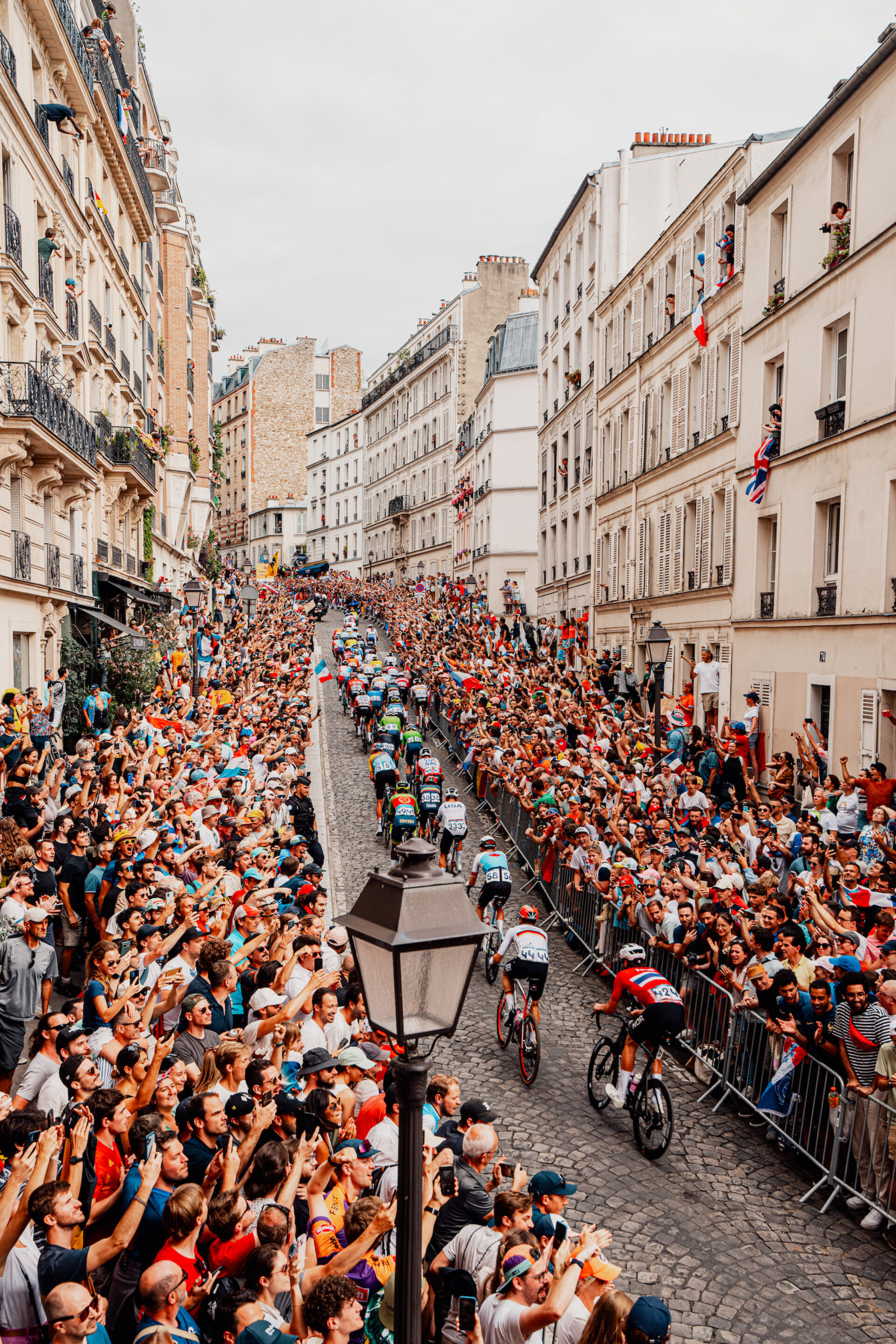 Rue Lepic, photographie de Bilal Aouffen